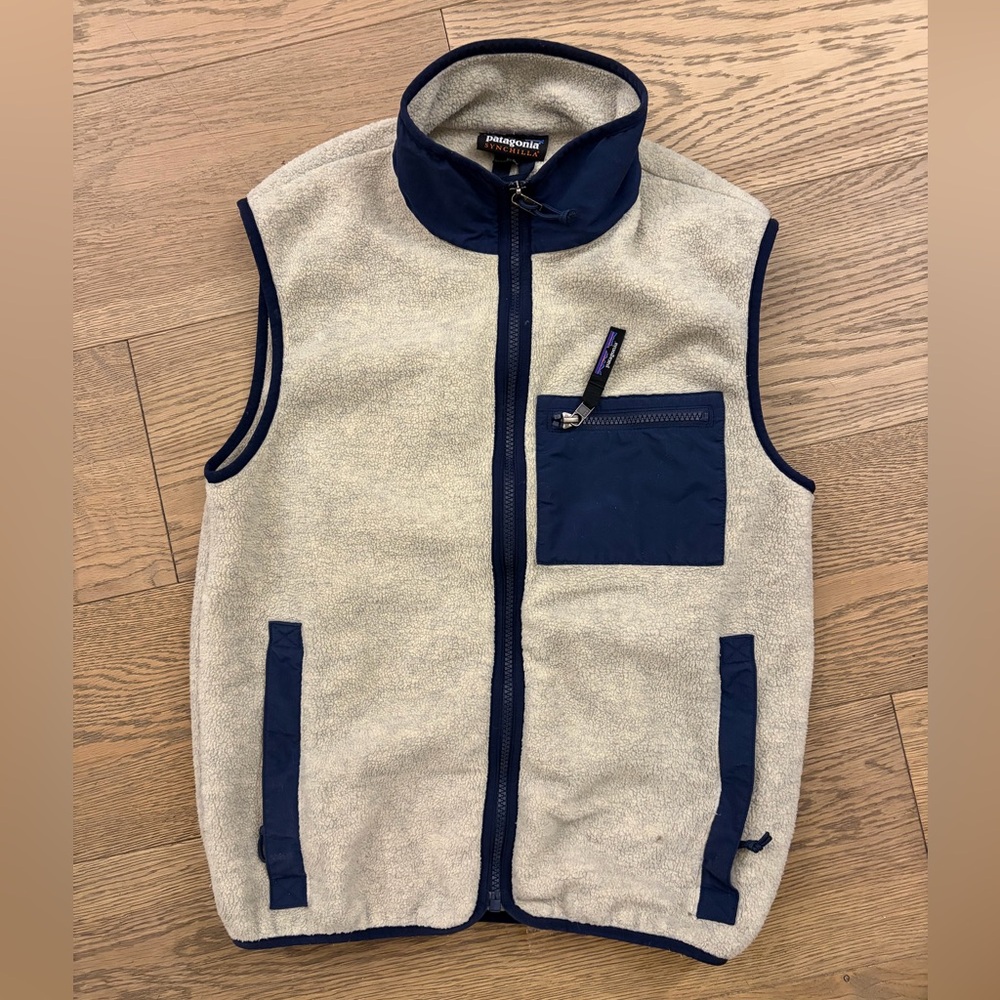 Patagonia Beige and Navy Fleece Vest